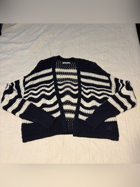 American Eagle Outfitters Sweaters - American Eagle Outfitters Cardigan